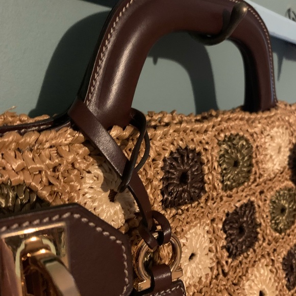 NIB Ferragamo SP11 Runway Straw & Leather Handbag - Picture 4 of 14